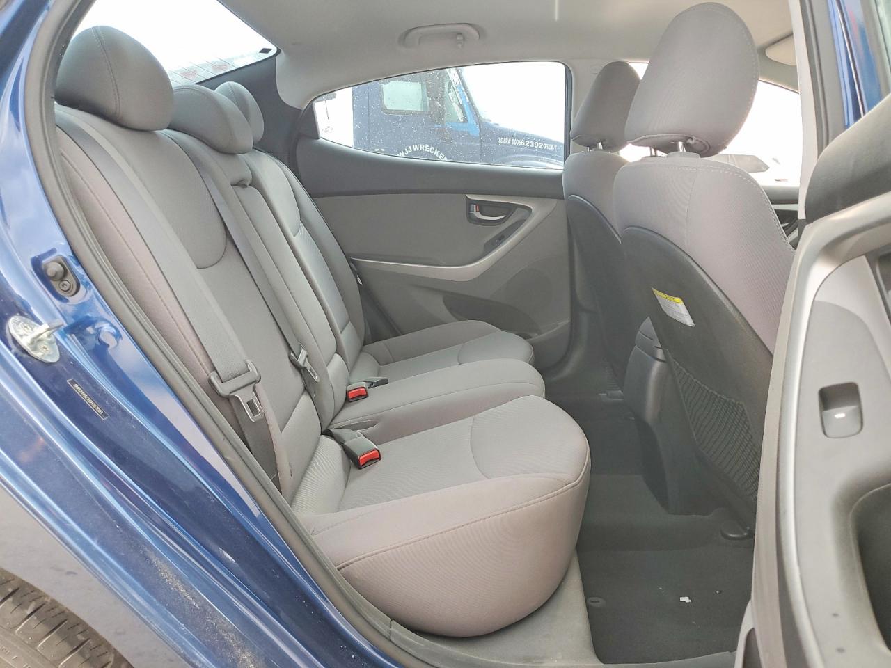 2016 HYUNDAI ELANTRA SE photo 11