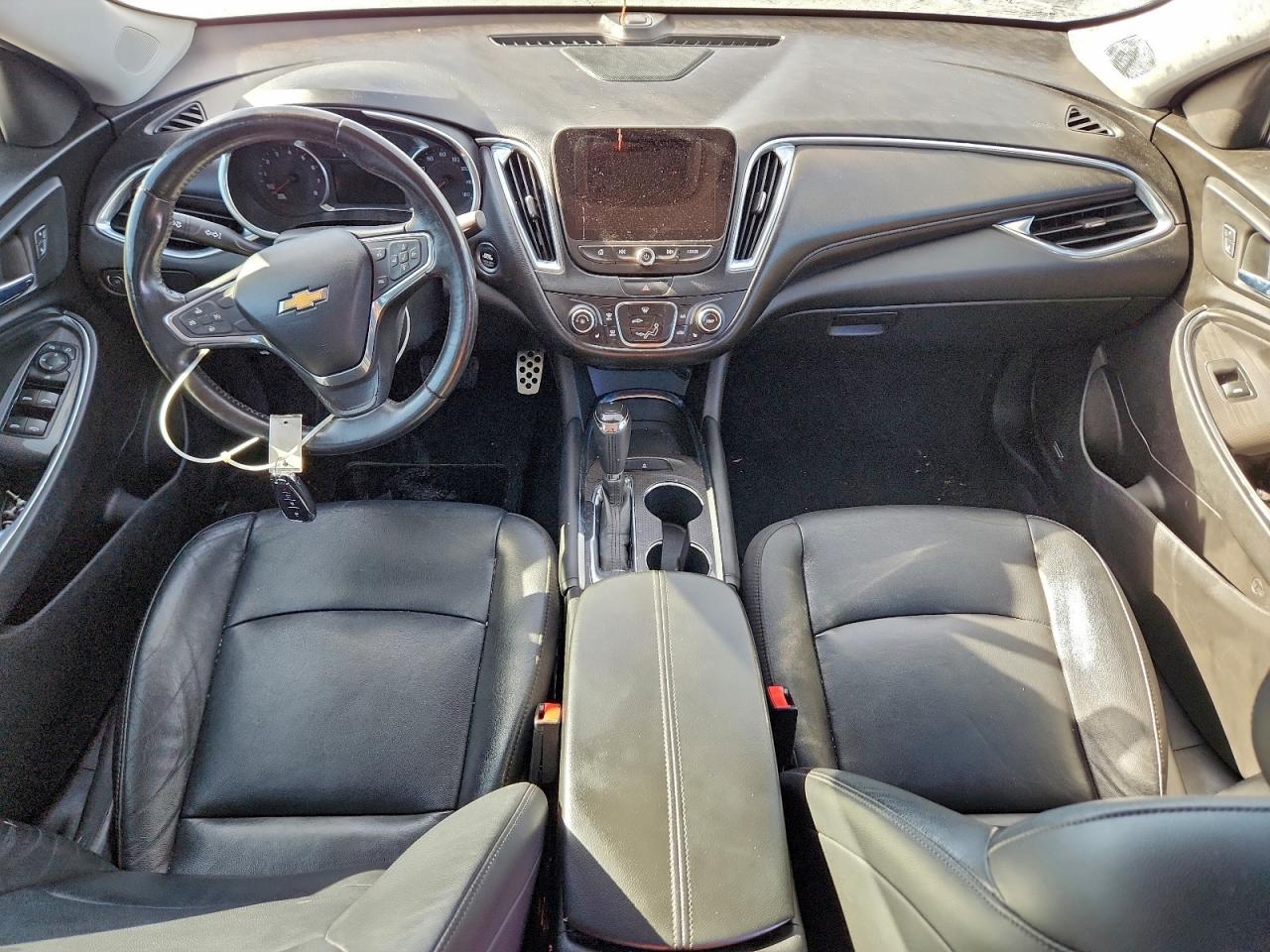 2016 CHEVROLET MALIBU LT photo 8