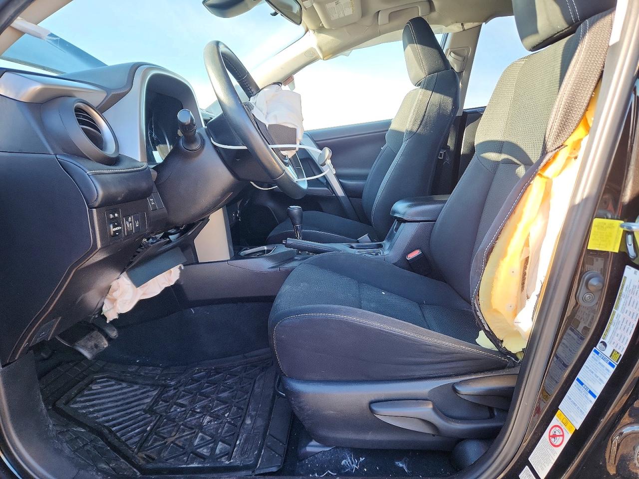 2018 TOYOTA RAV4 ADVENTURE photo 7