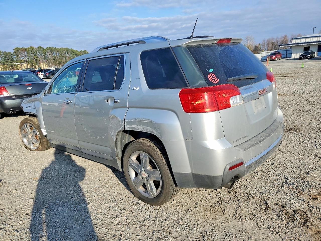2013 GMC TERRAIN SLT photo 2