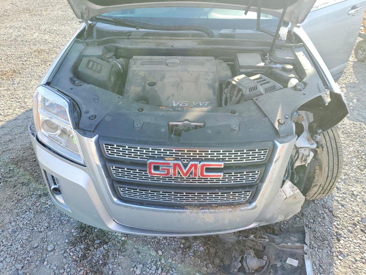 2013 GMC TERRAIN SLT photo 12