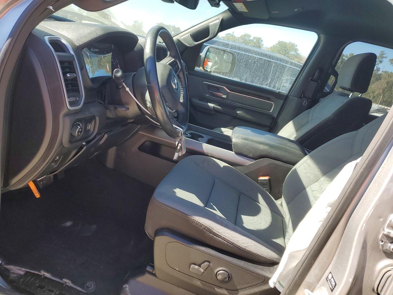 2023 RAM 1500 BIG HORN/LONE STAR photo 7