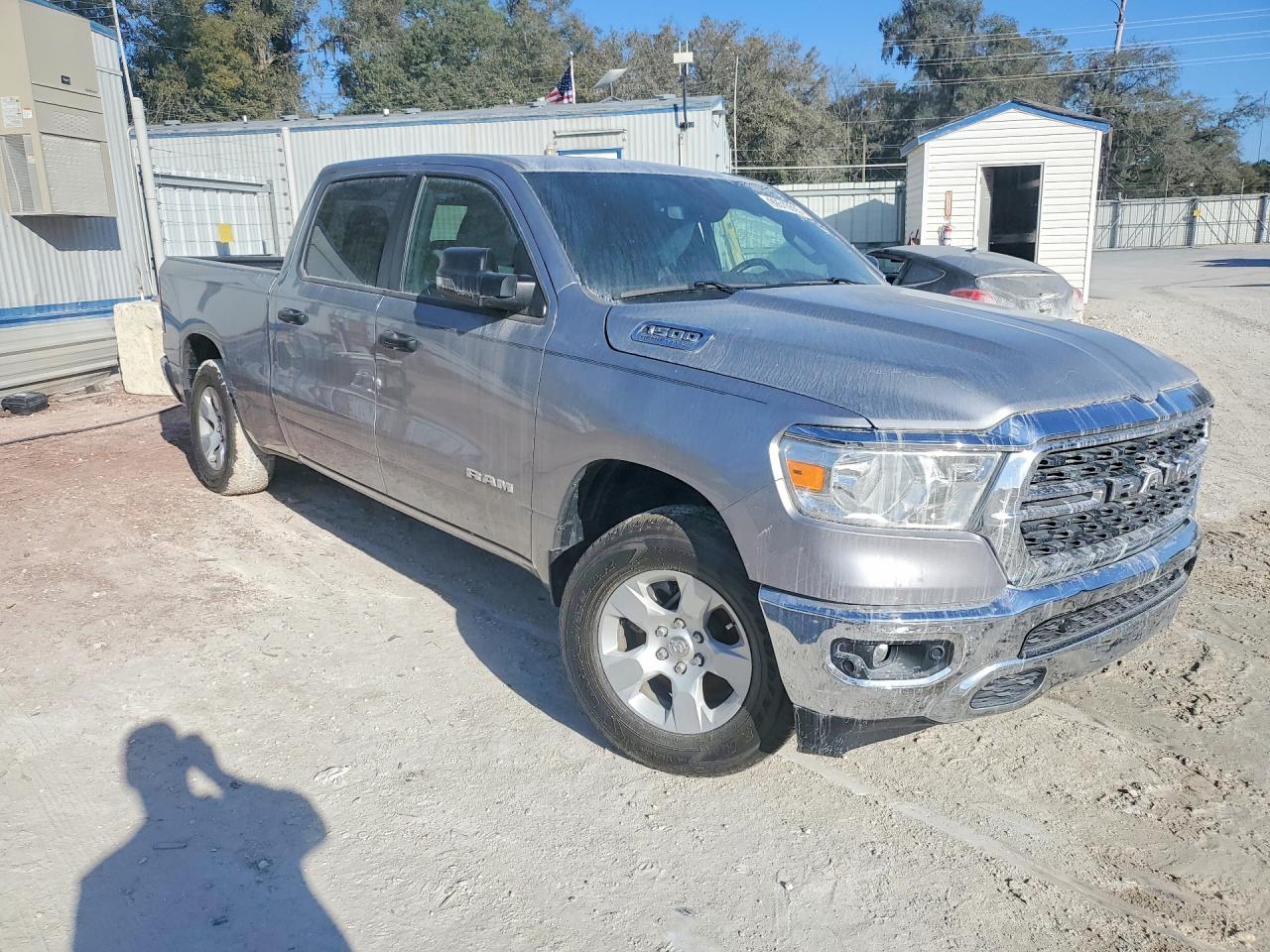 2023 RAM 1500 BIG HORN/LONE STAR photo 4