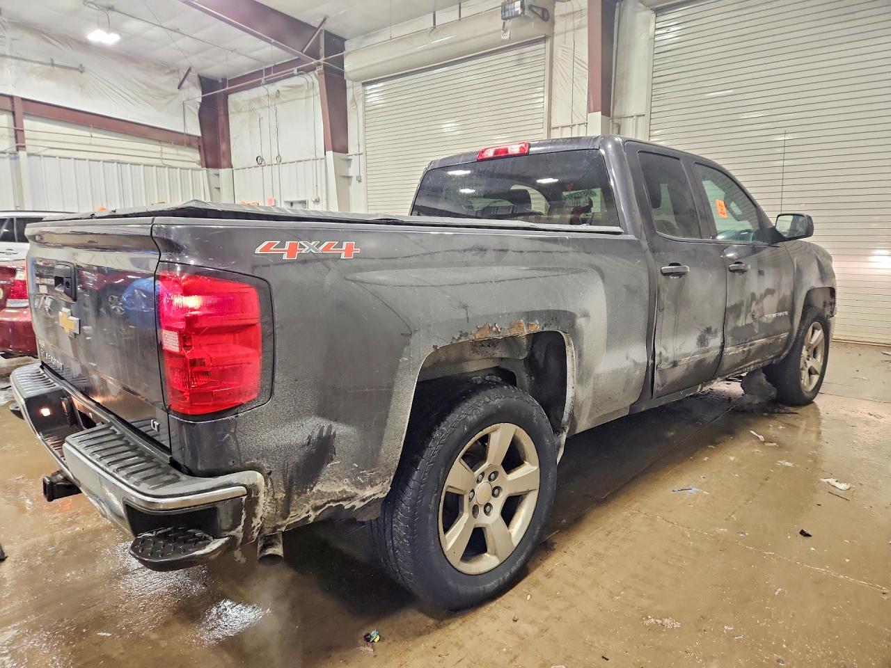 2015 CHEVROLET SILVERADO K1500 LT photo 3