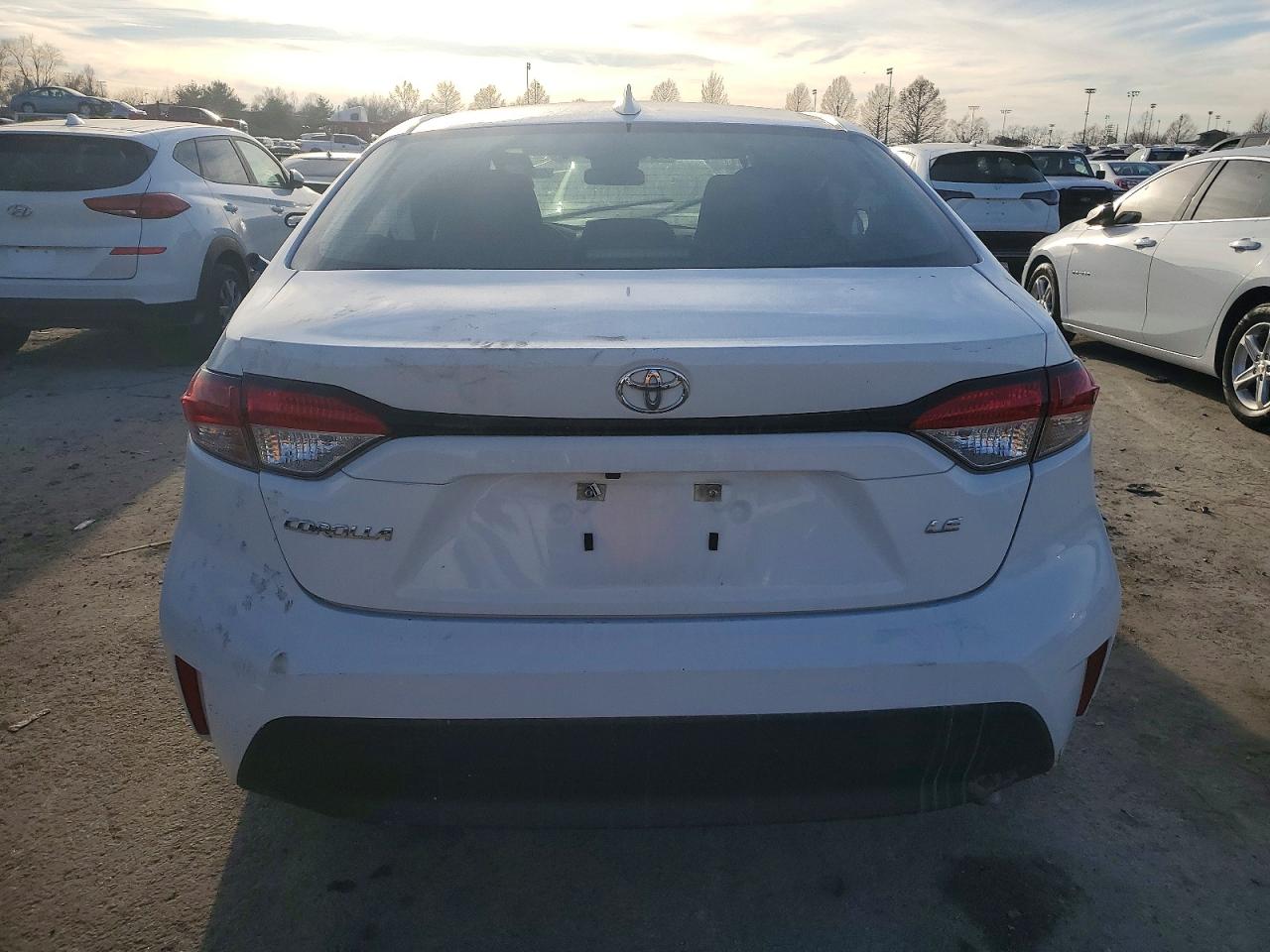 2024 TOYOTA COROLLA LE photo 6