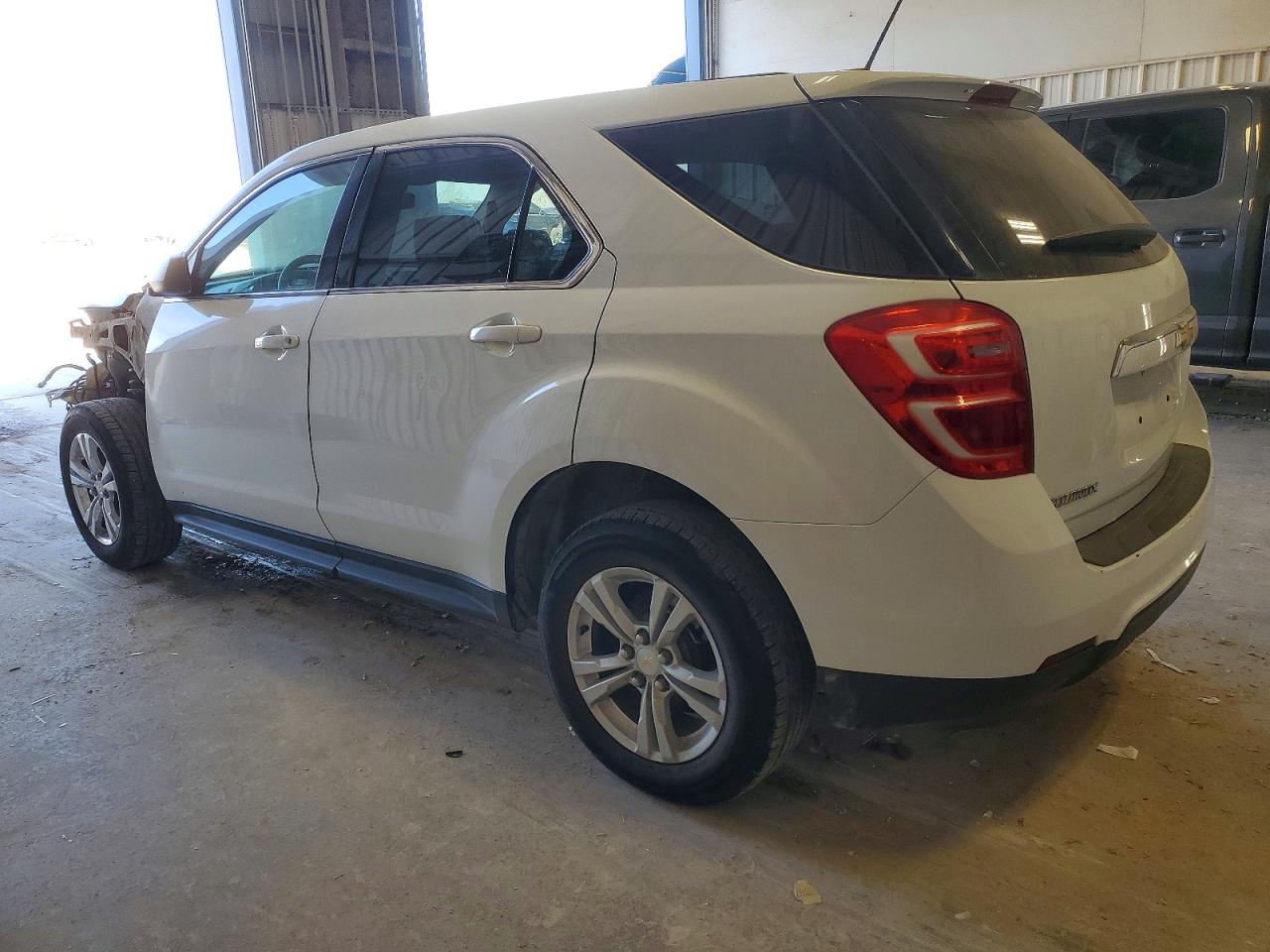 2017 CHEVROLET EQUINOX LS photo 2
