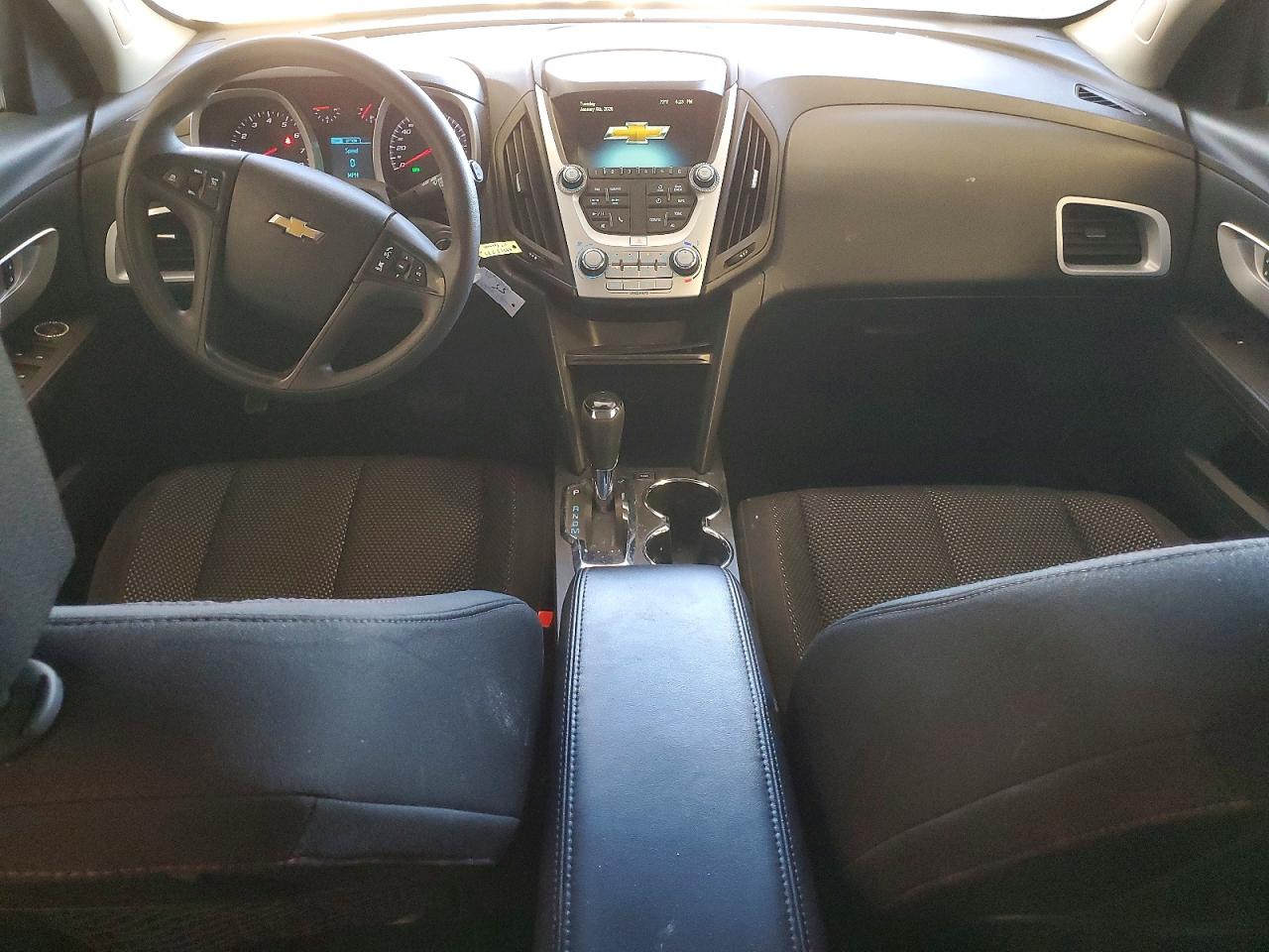 2017 CHEVROLET EQUINOX LS photo 8