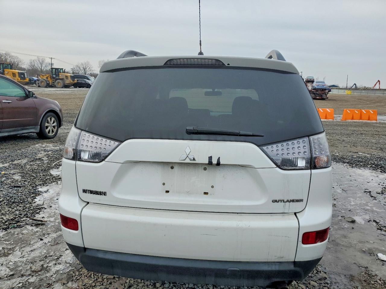 2008 MITSUBISHI OUTLANDER ES photo 6