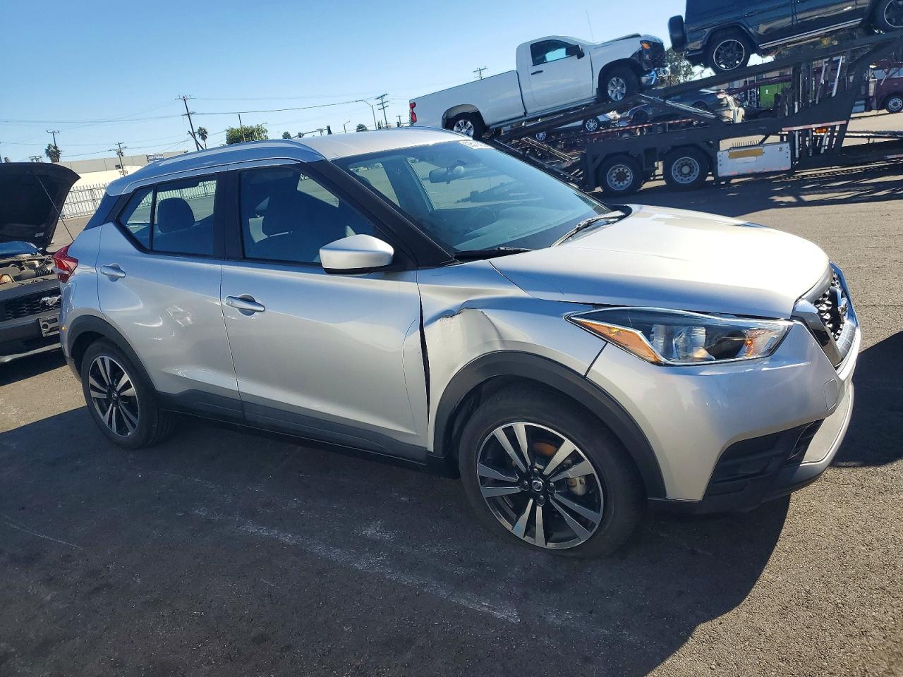 2019 NISSAN KICKS S photo 4