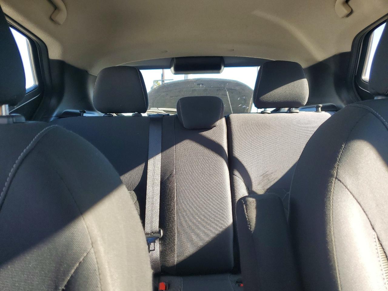 2019 NISSAN KICKS S photo 10