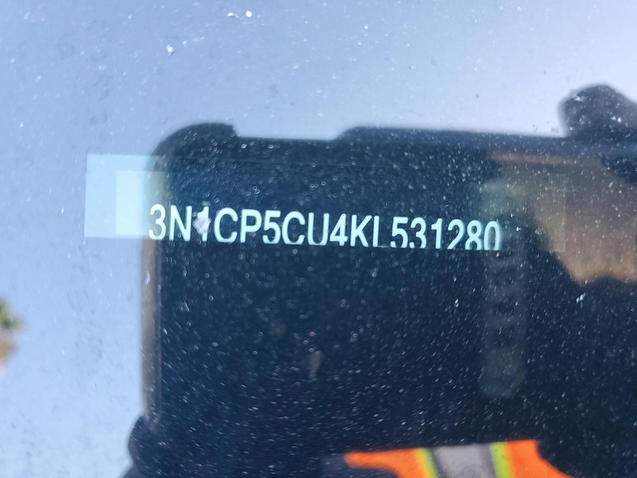 2019 NISSAN KICKS S photo 13