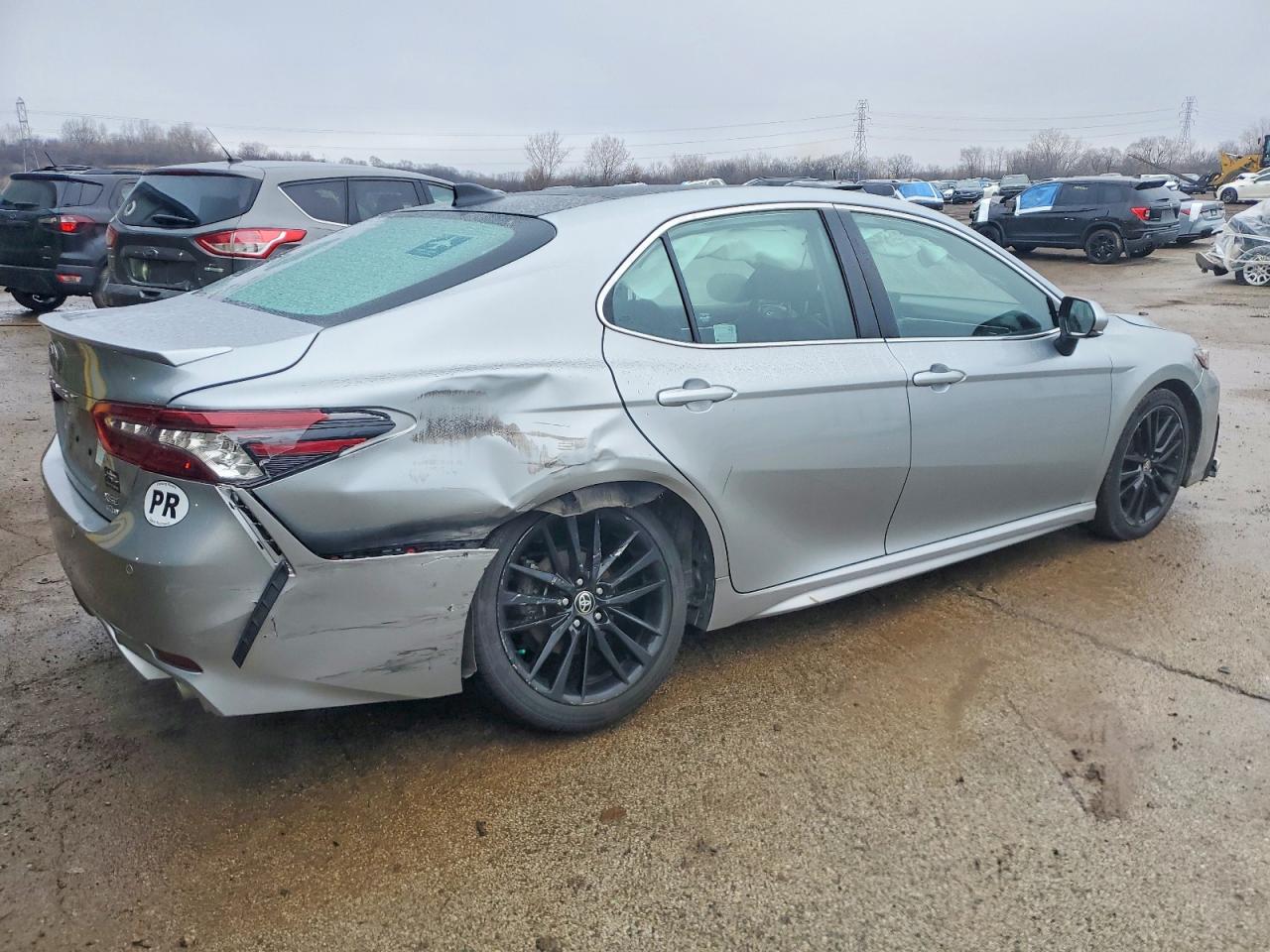 2023 TOYOTA CAMRY XSE photo 3