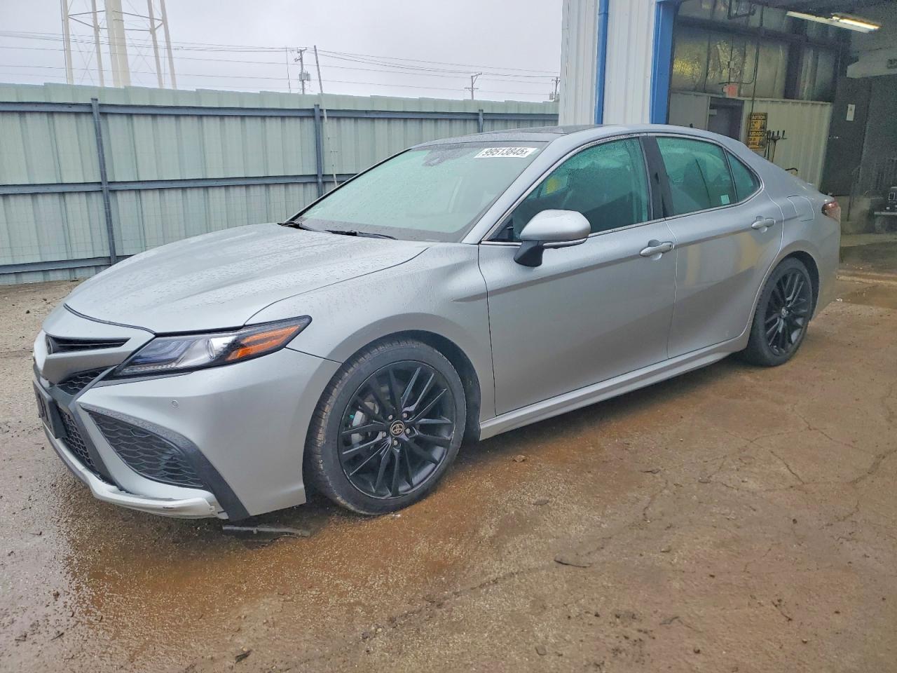 2023 TOYOTA CAMRY