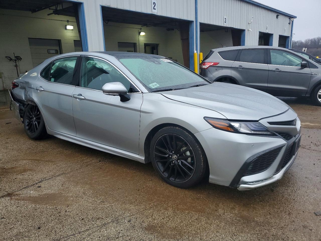 2023 TOYOTA CAMRY XSE photo 4