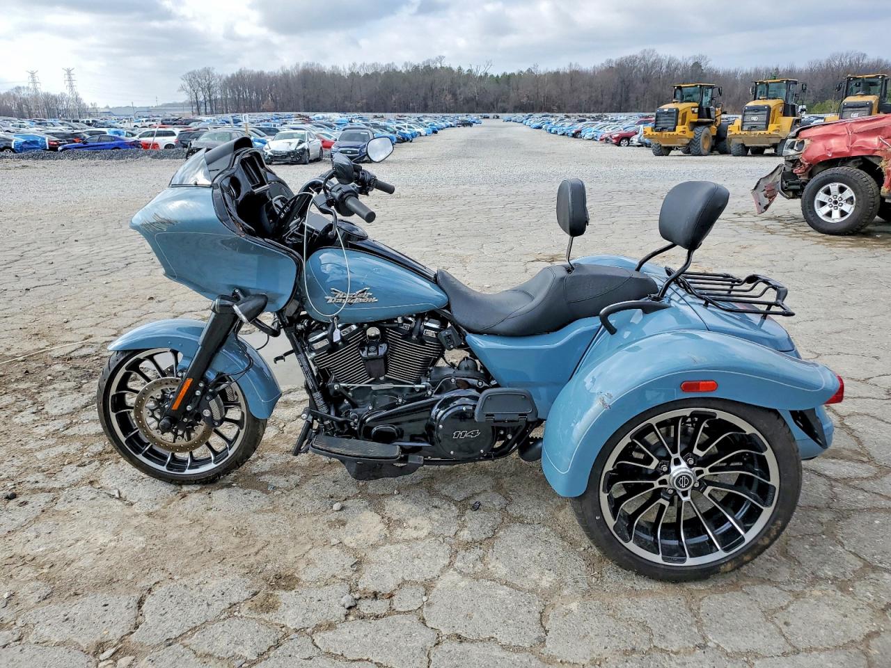 2024 HARLEY-DAVIDSON FLTRT photo 3