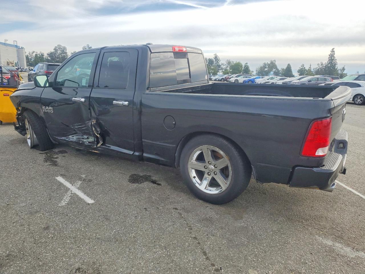 2017 RAM 1500 ST photo 2