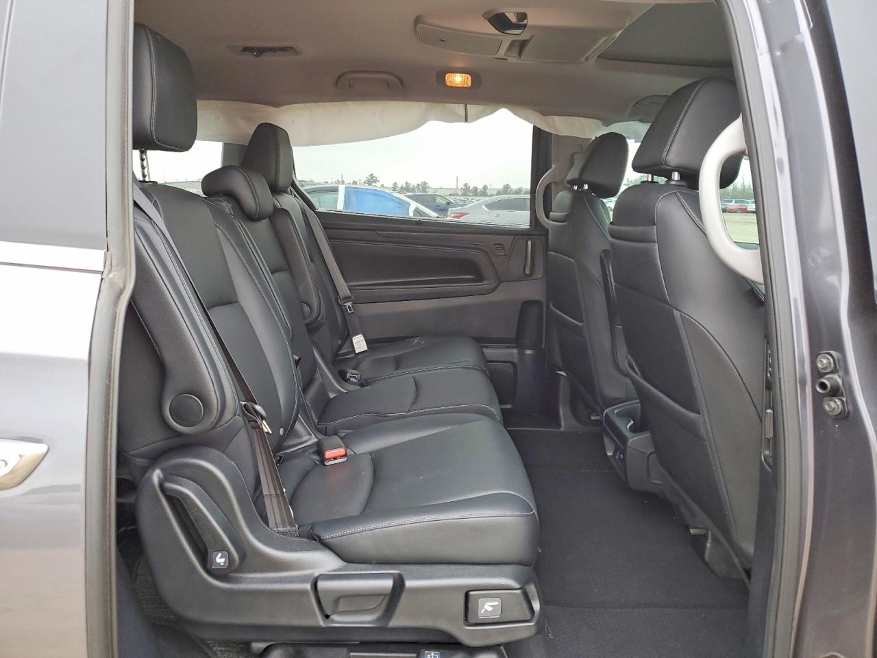 2023 HONDA ODYSSEY TOURING photo 11