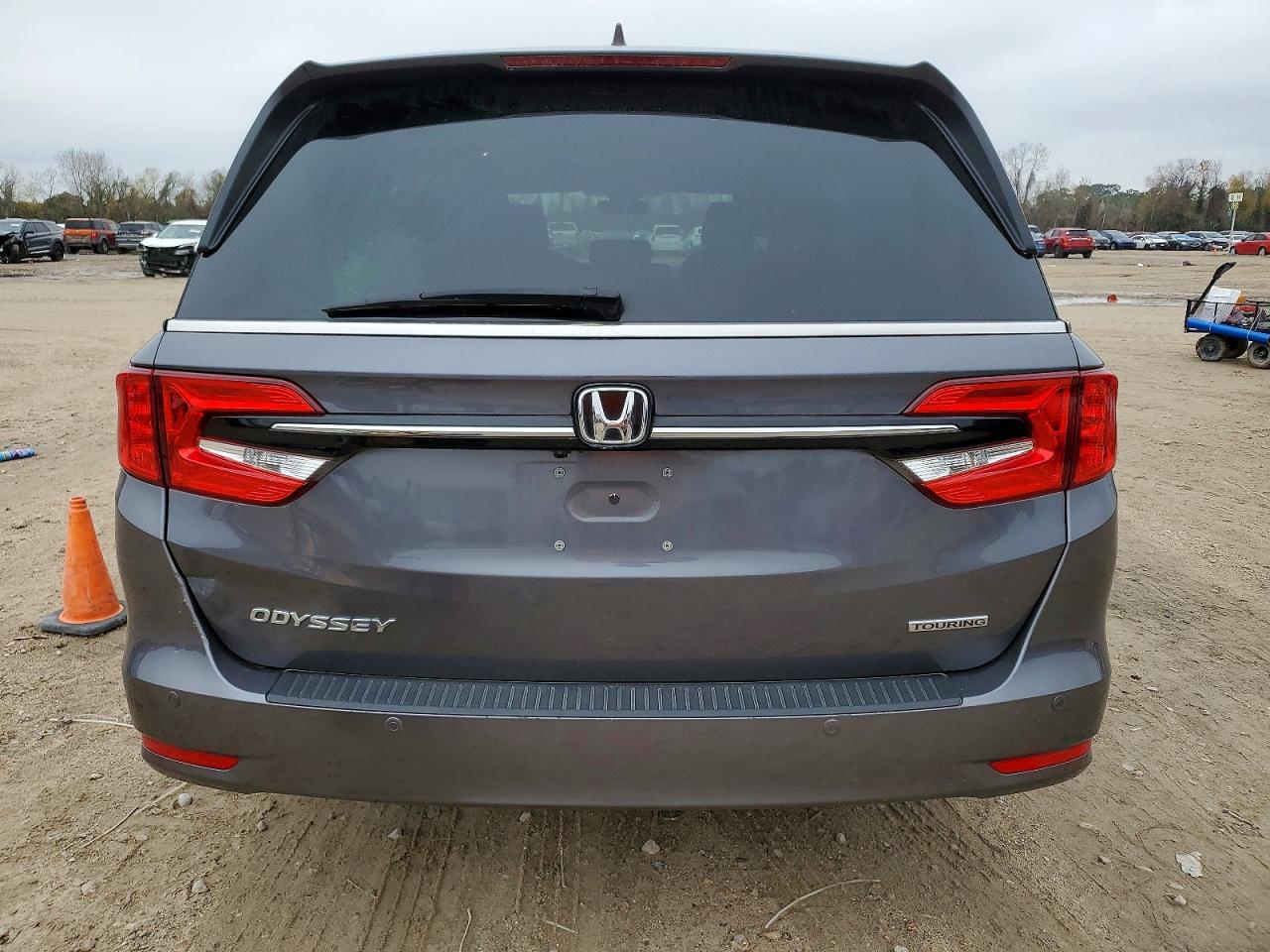 2023 HONDA ODYSSEY TOURING photo 6