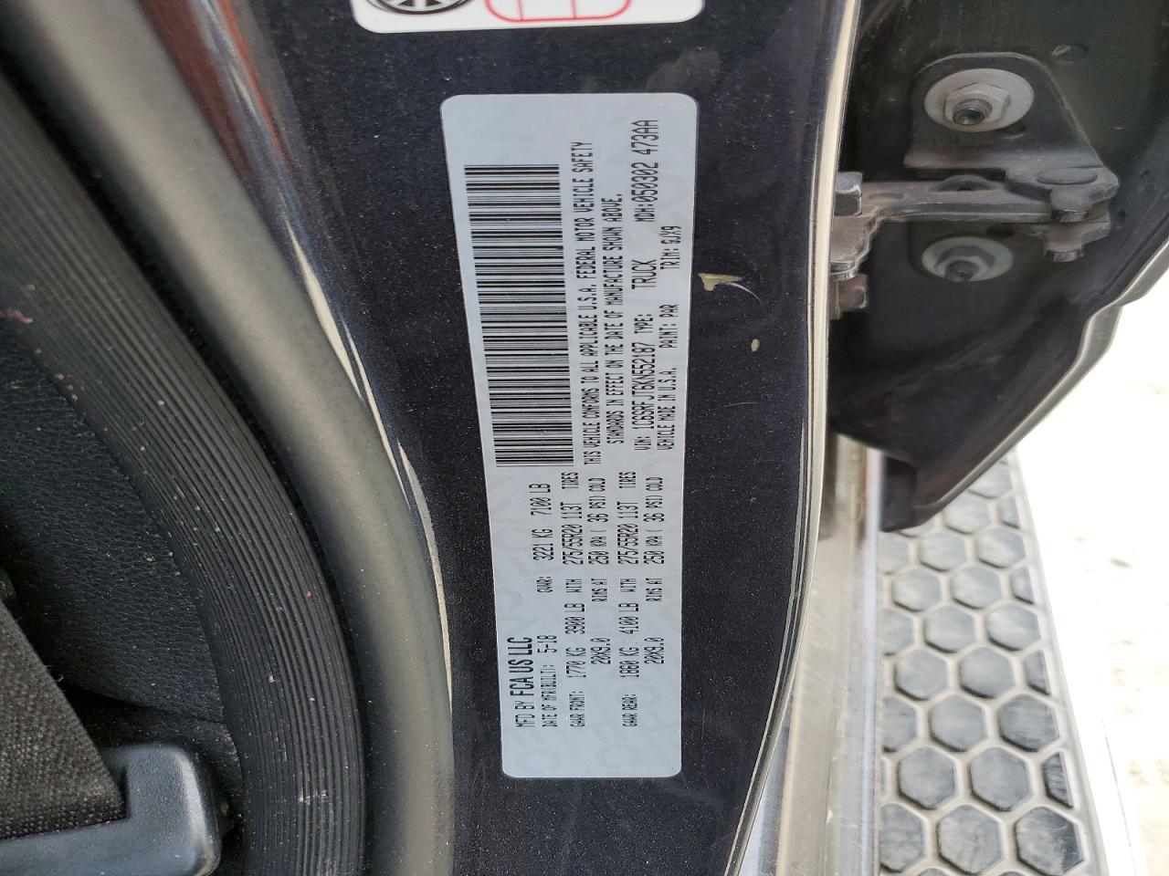 2019 RAM 1500 LARAMIE photo 23