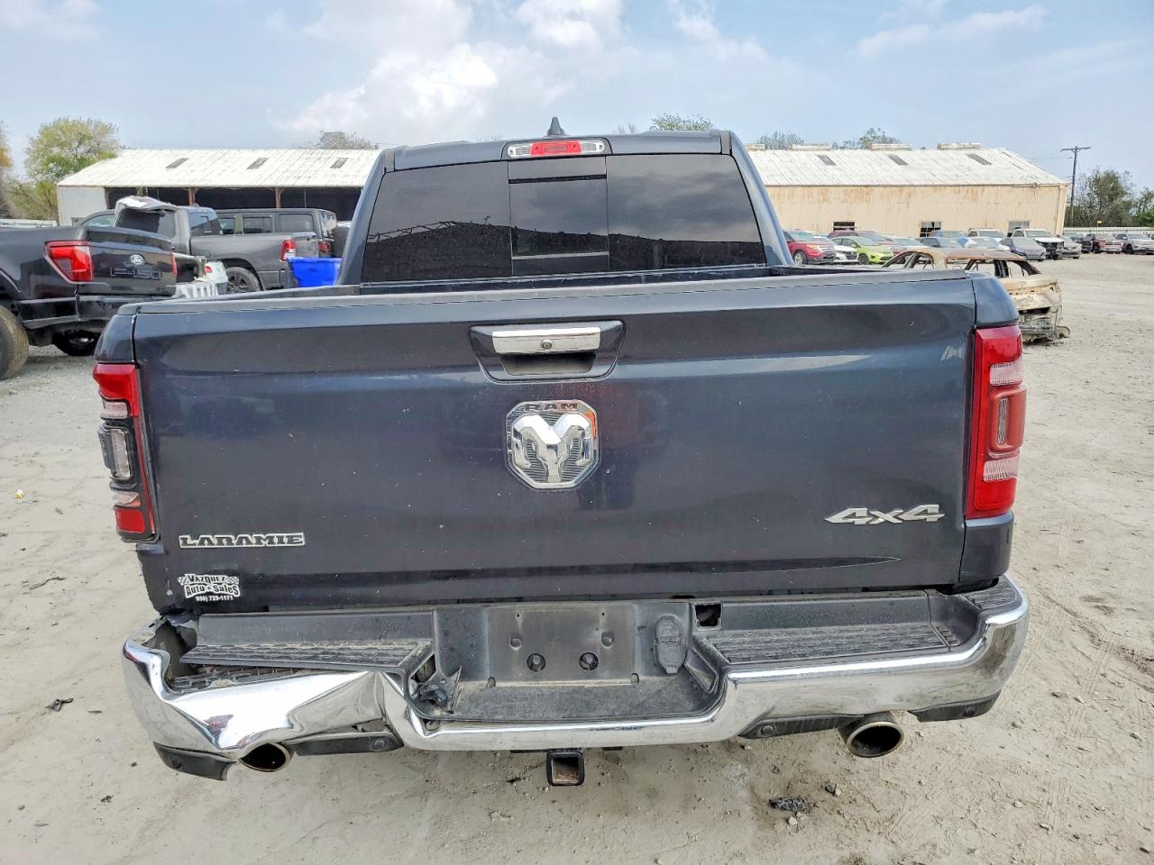 2019 RAM 1500 LARAMIE photo 11