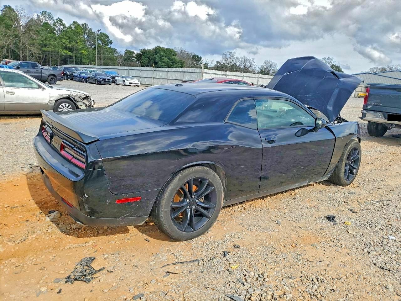 2016 DODGE CHALLENGER R/T photo 3