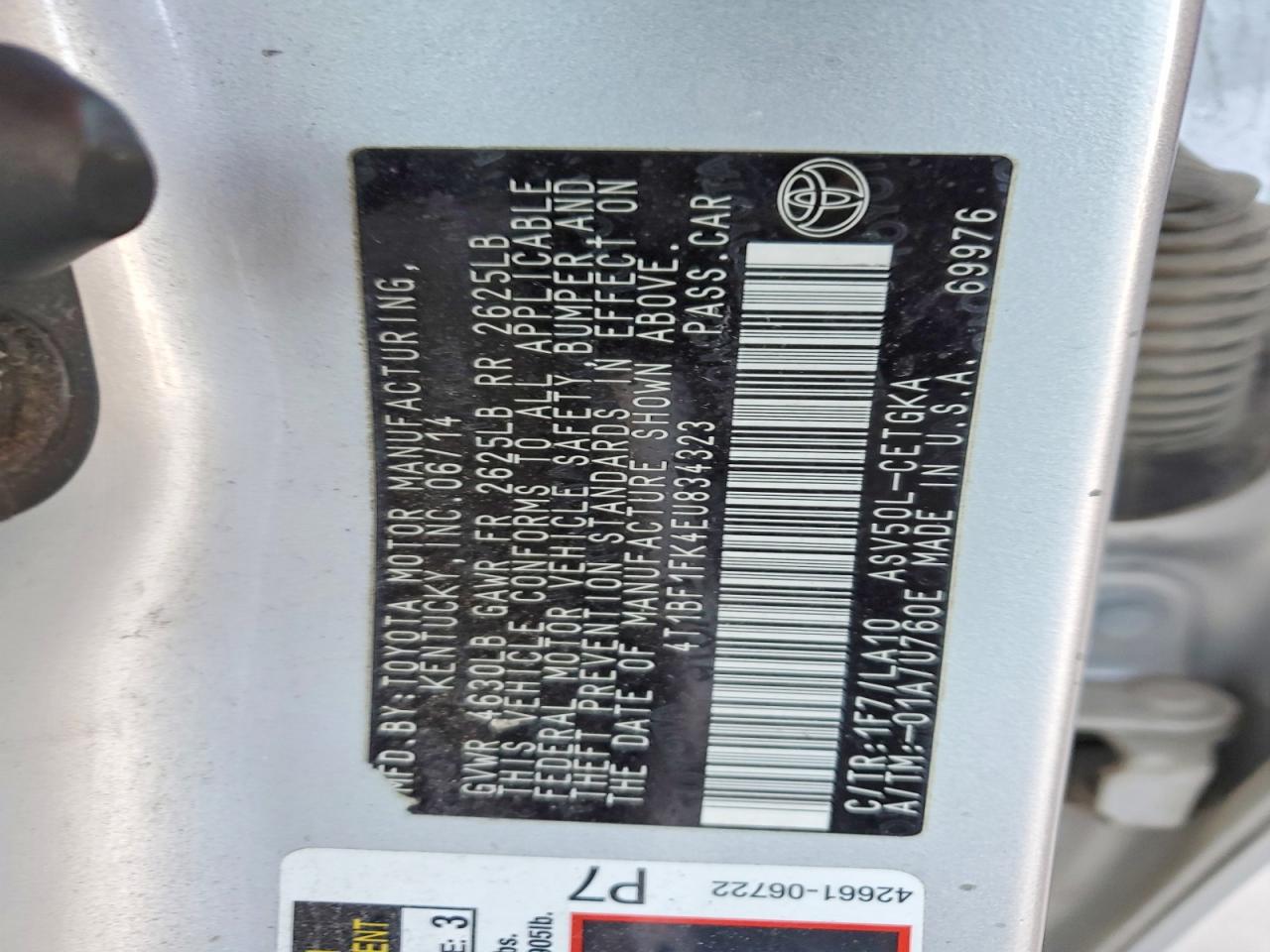 2014 TOYOTA CAMRY photo 12