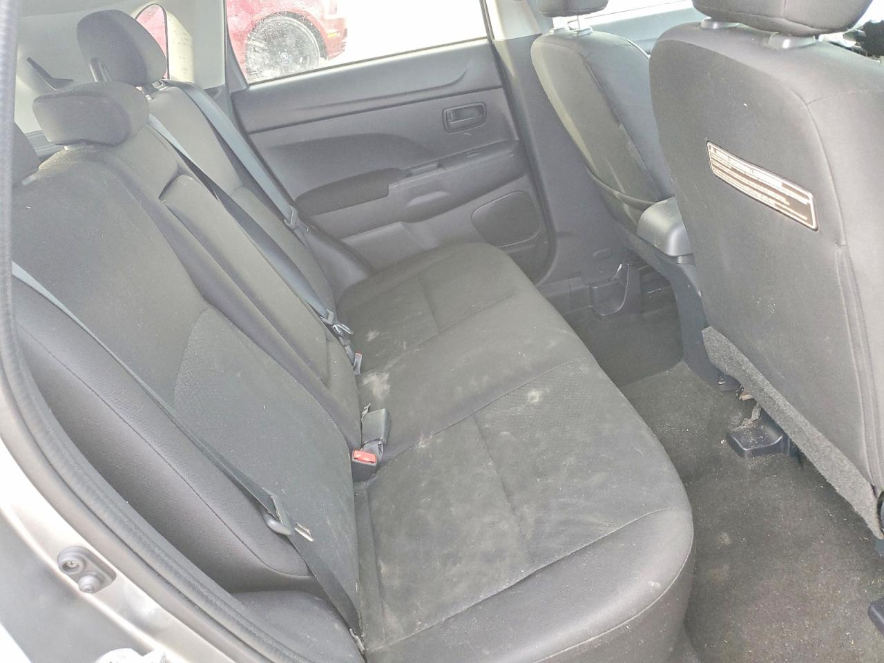 2015 MITSUBISHI OUTLANDER SPORT ES photo 11