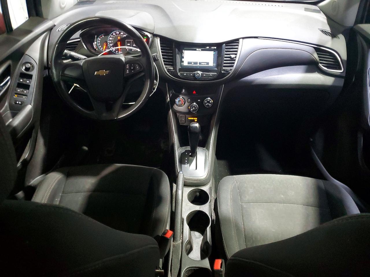 2017 CHEVROLET TRAX LS photo 8