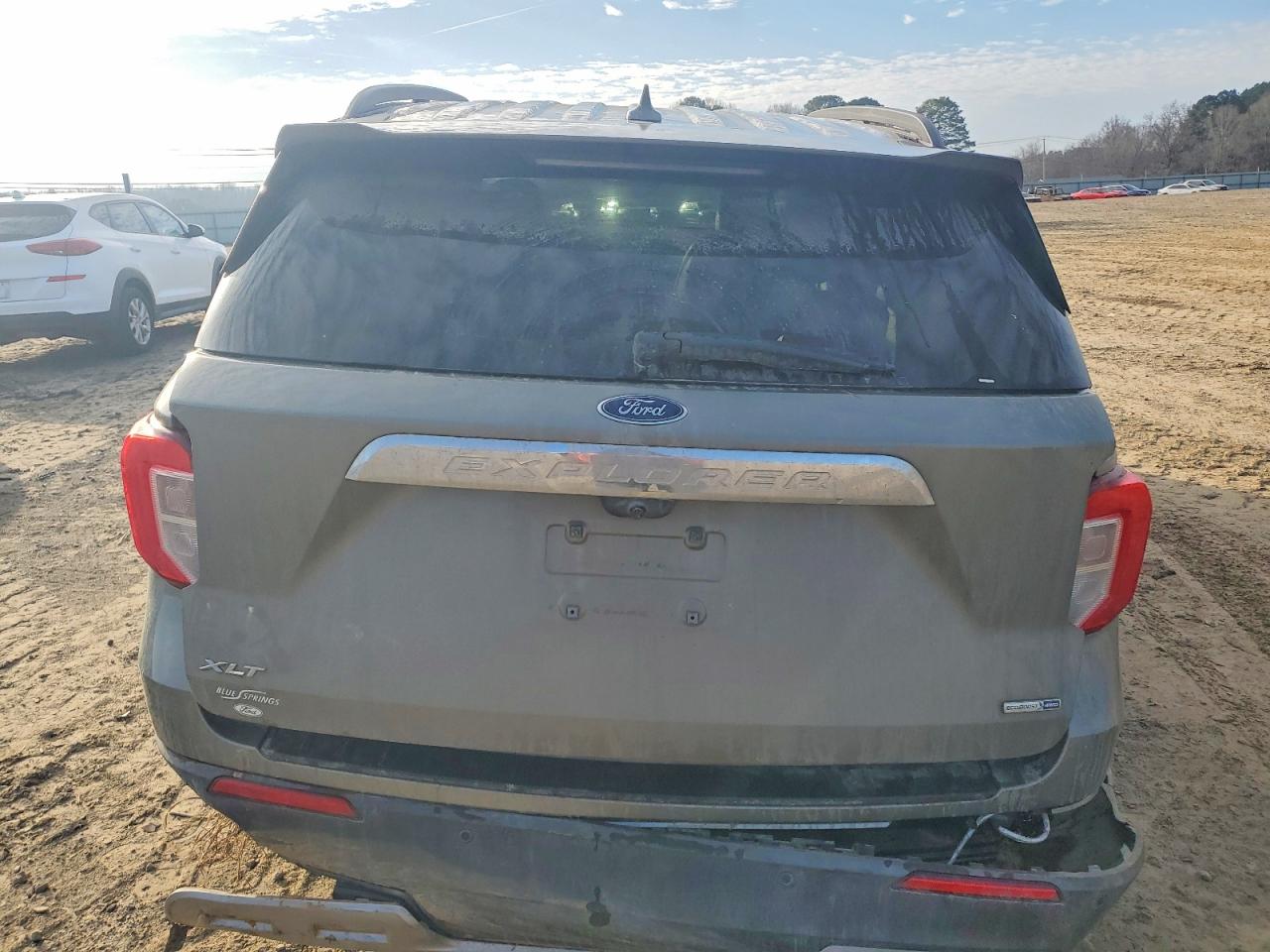 2020 FORD EXPLORER XLT photo 6