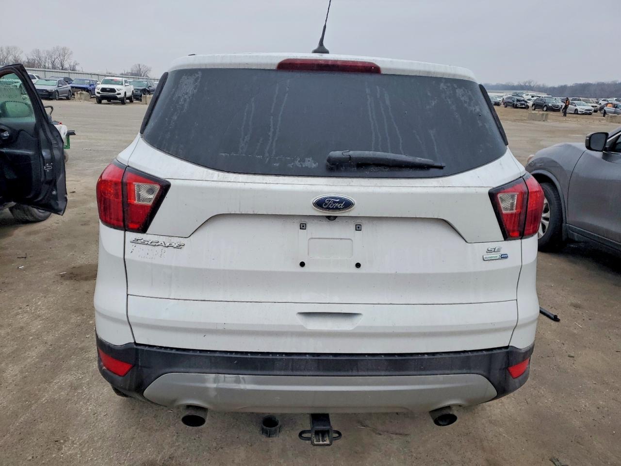 2019 FORD ESCAPE SE photo 6