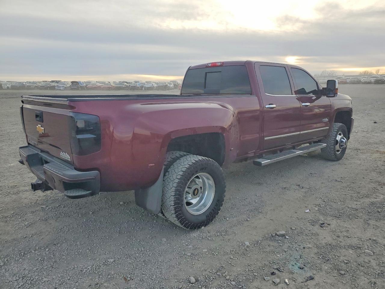 2016 CHEVROLET SILVERADO K3500 HIGH COUNTRY photo 3