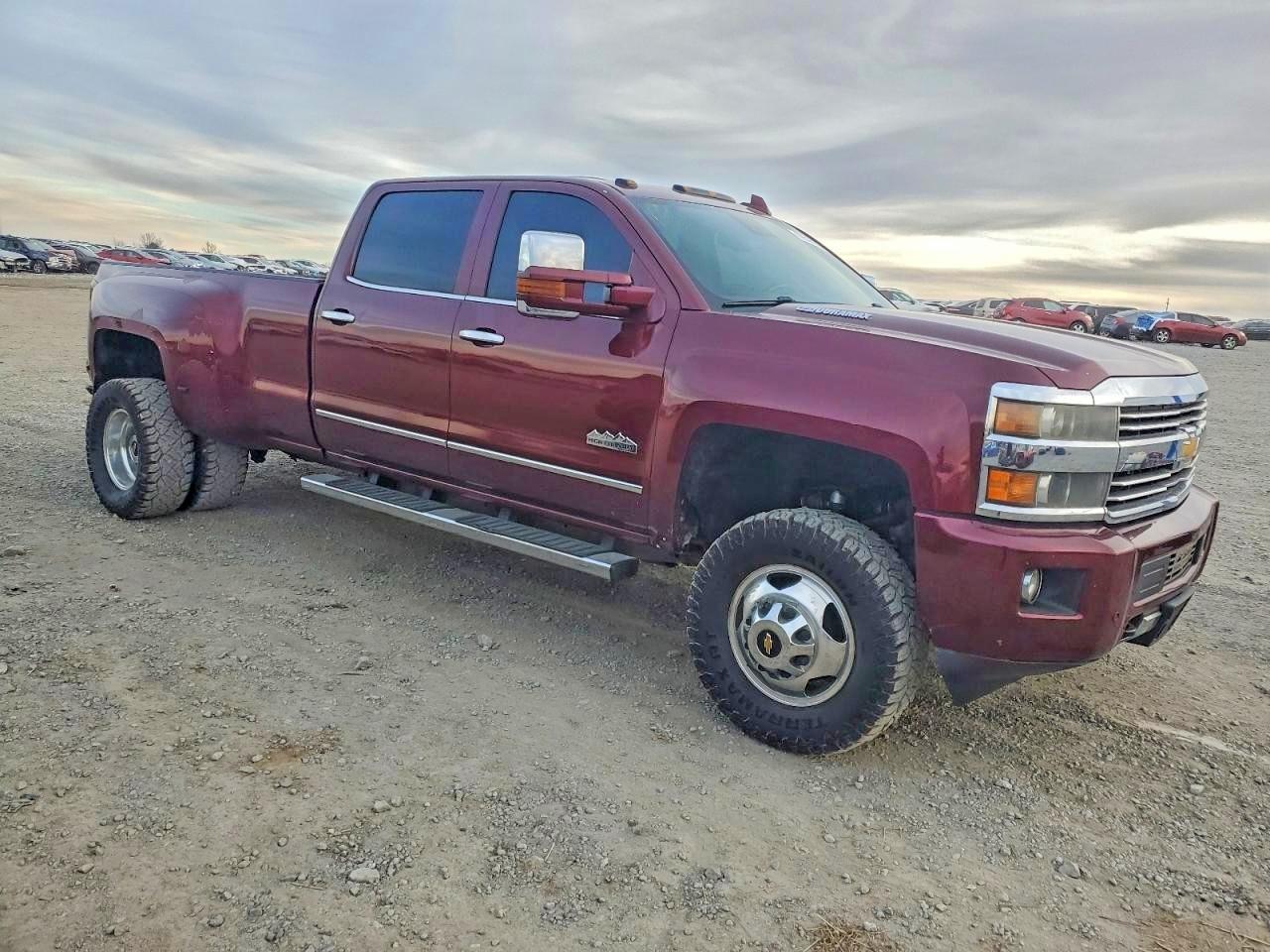 2016 CHEVROLET SILVERADO K3500 HIGH COUNTRY photo 4