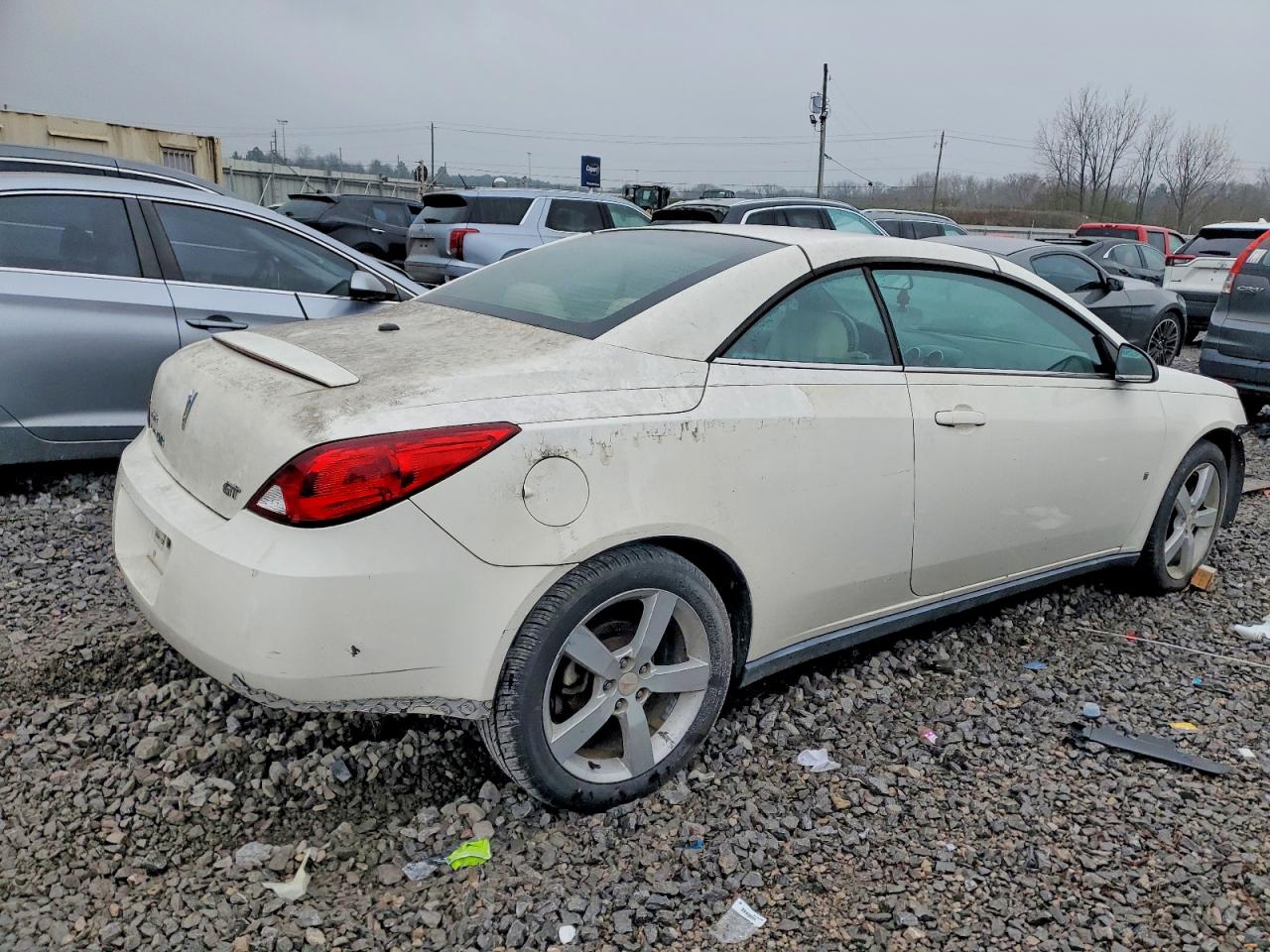 2007 PONTIAC G6 GT photo 3