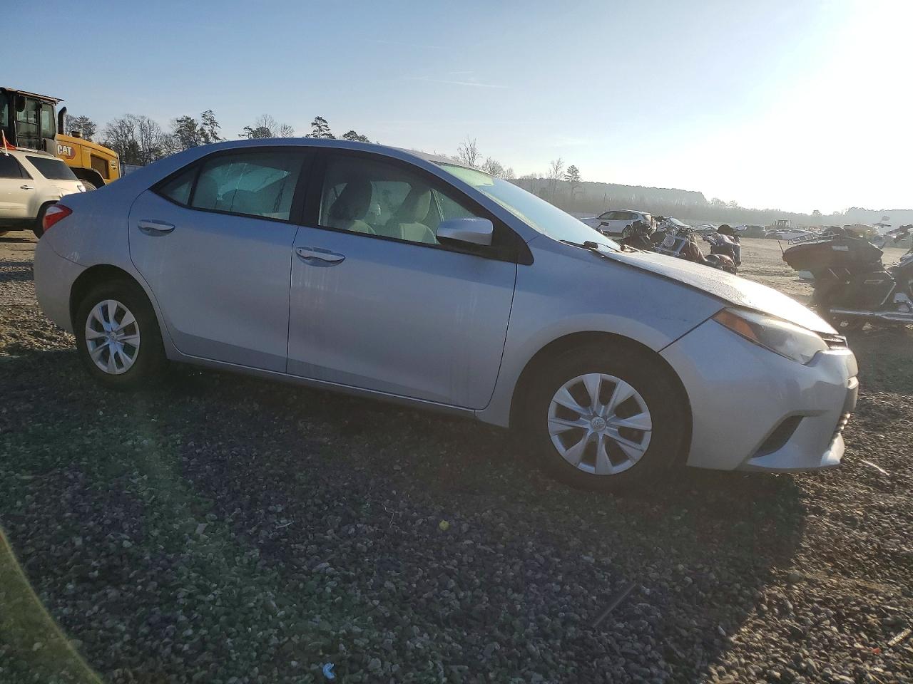 2015 TOYOTA COROLLA L photo 4