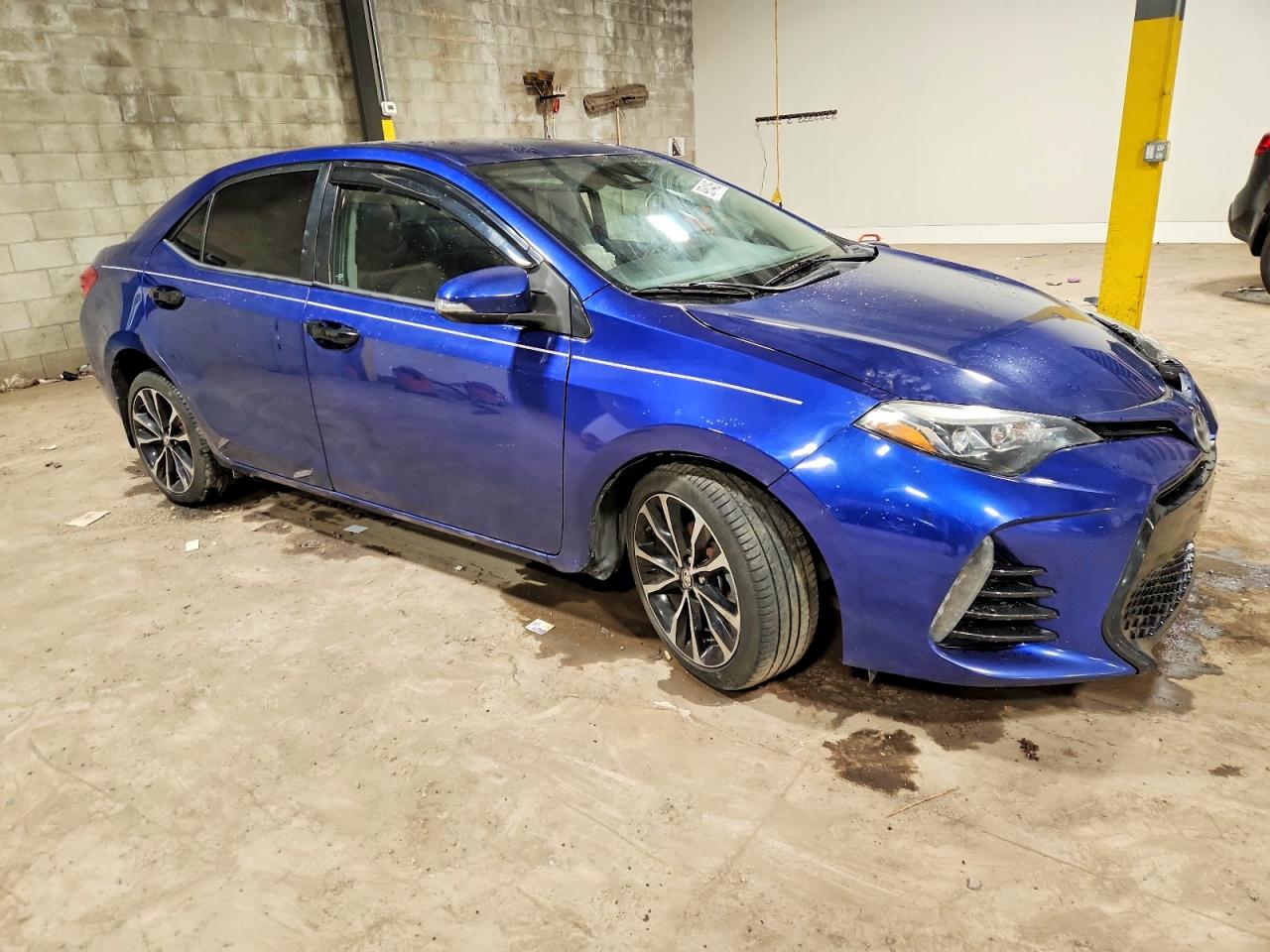 2017 TOYOTA COROLLA L photo 4
