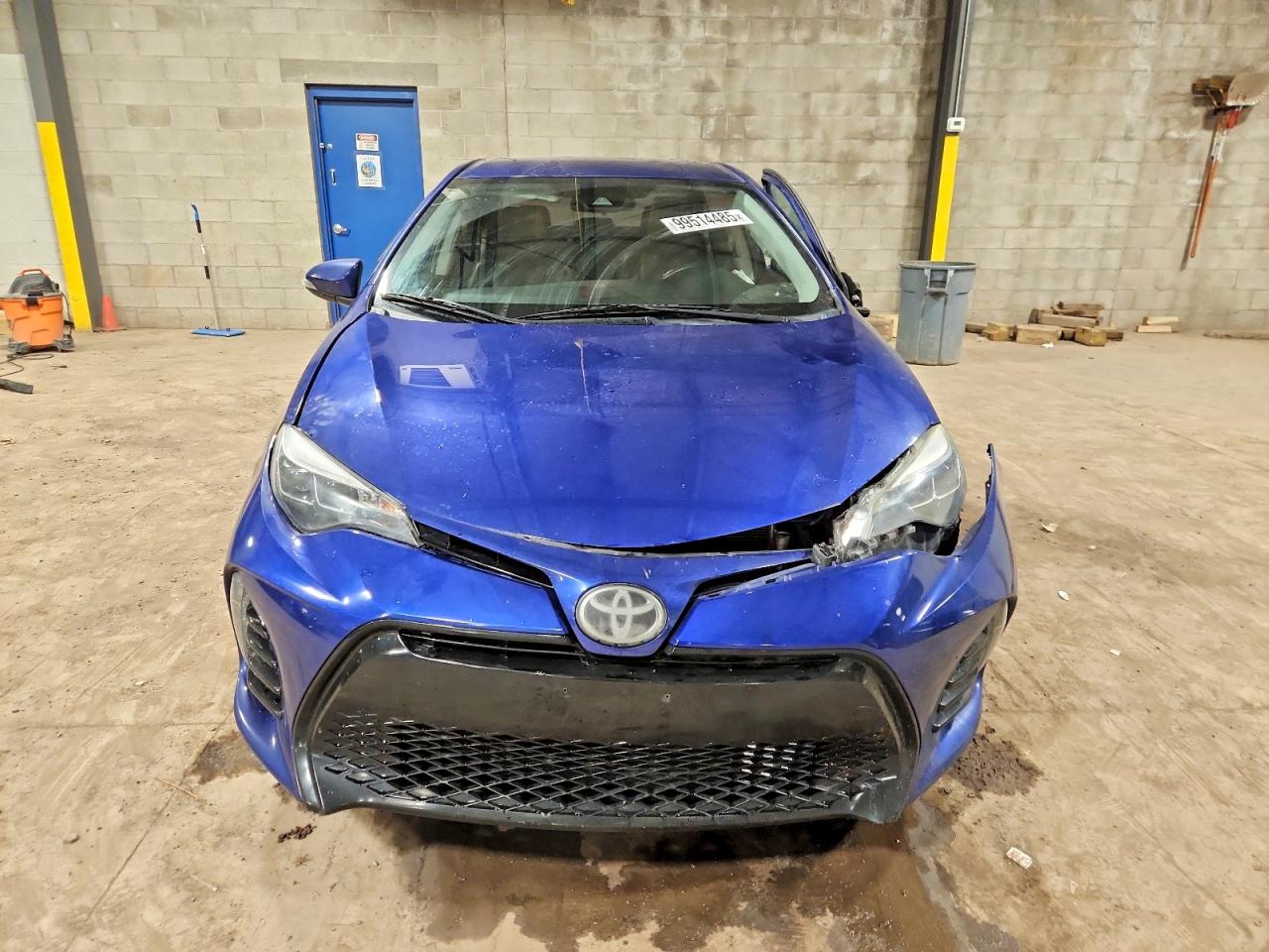 2017 TOYOTA COROLLA L photo 5