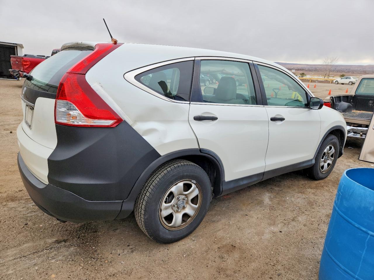 2014 HONDA CR-V LX photo 3