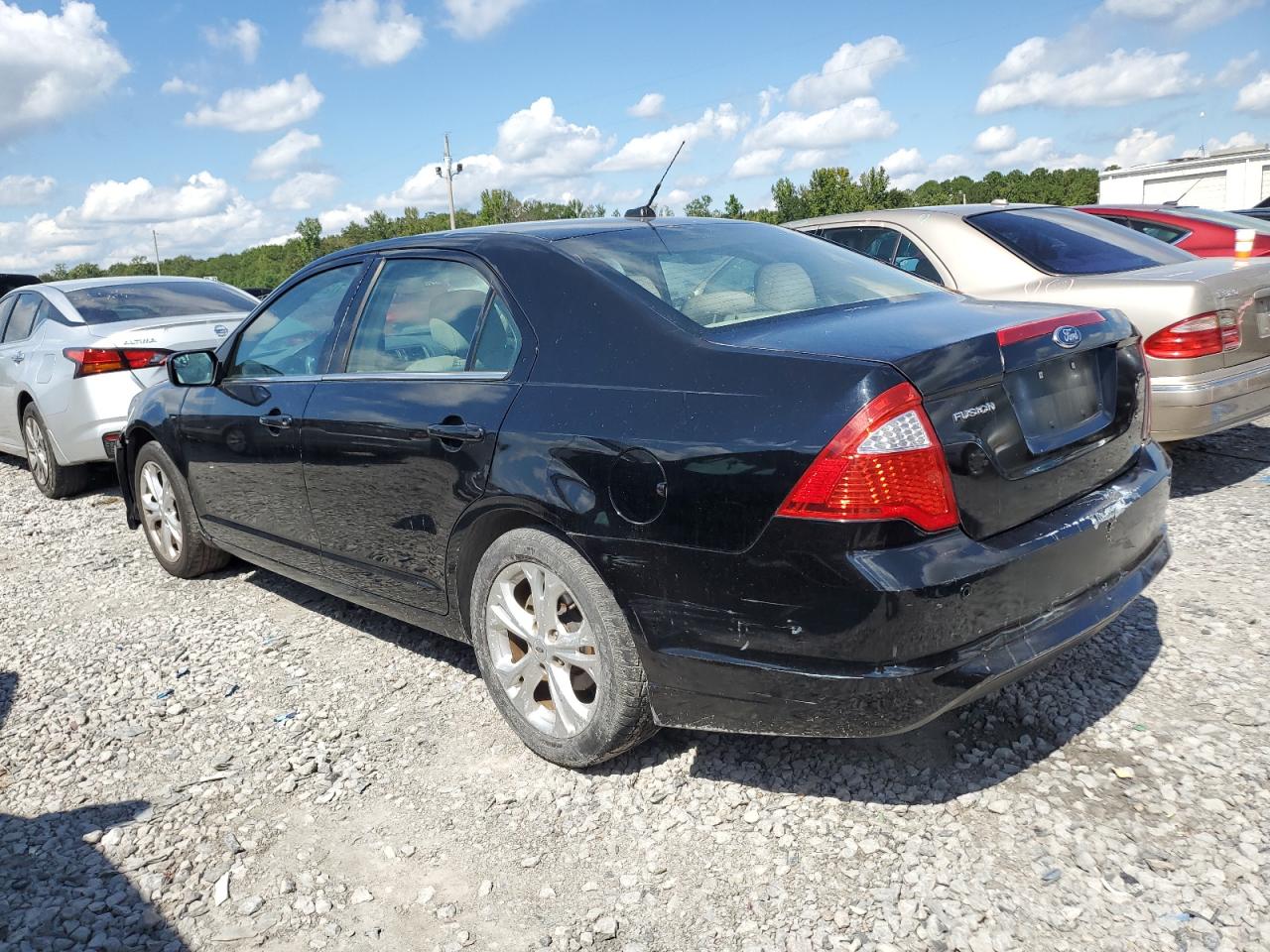2012 FORD FUSION SE photo 2
