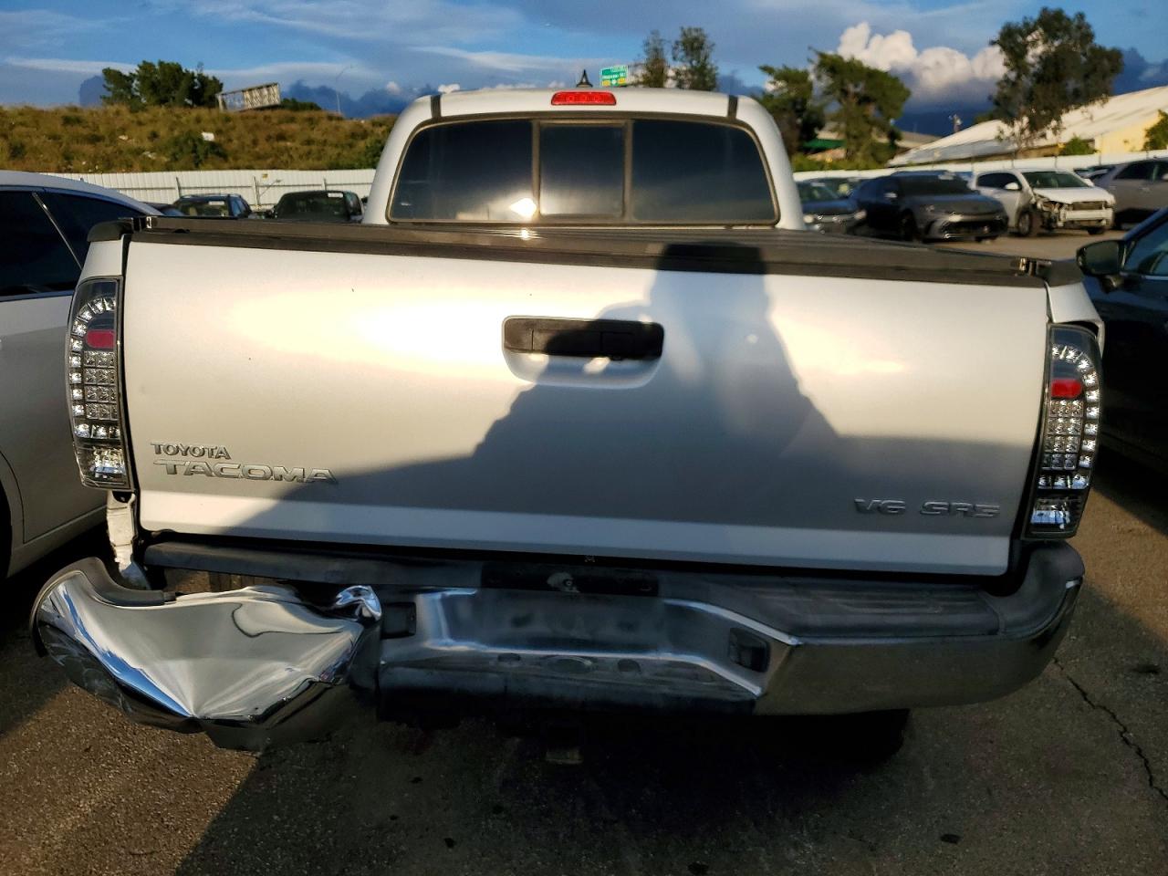 2012 TOYOTA TACOMA DOUBLE CAB LONG BED photo 6