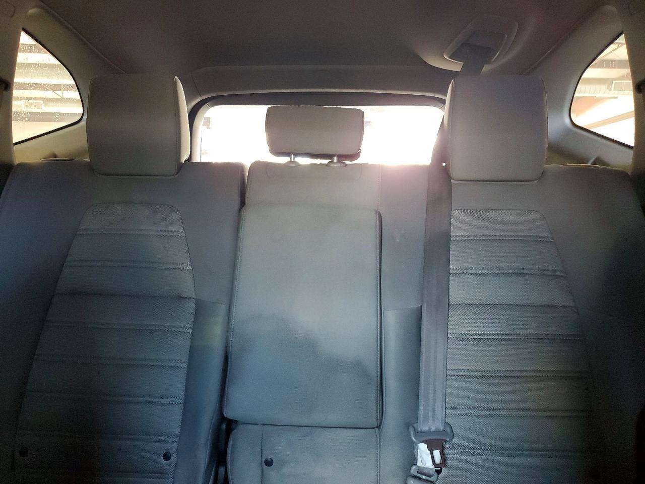 2017 HONDA CR-V LX photo 10
