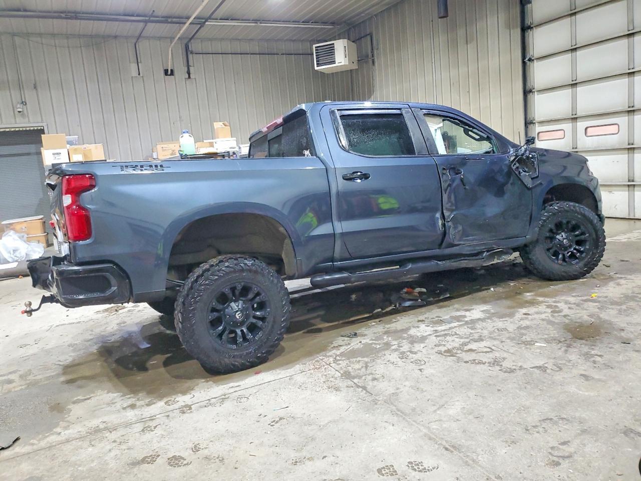 2021 CHEVROLET SILVERADO K1500 LT TRAIL BOSS photo 3