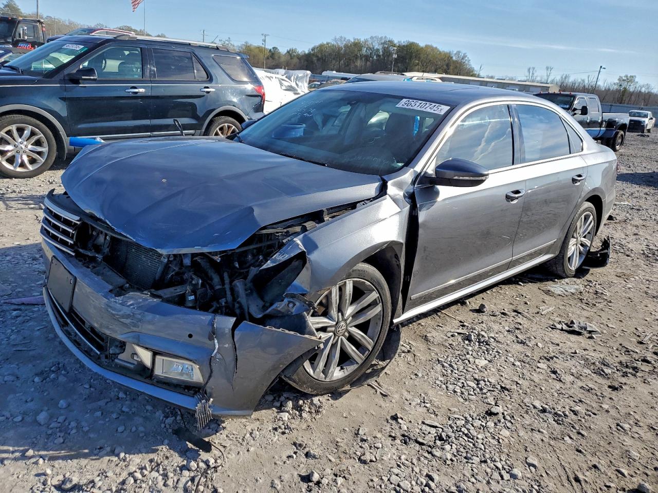2017 VOLKSWAGEN PASSAT SE — FRONT END damage — photo 1