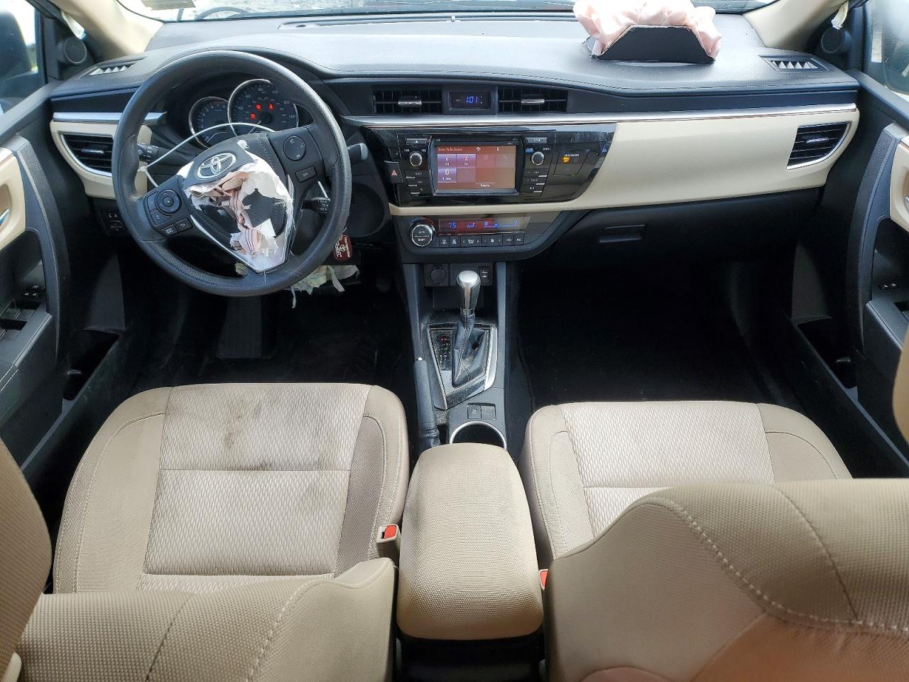 2015 TOYOTA COROLLA photo 8