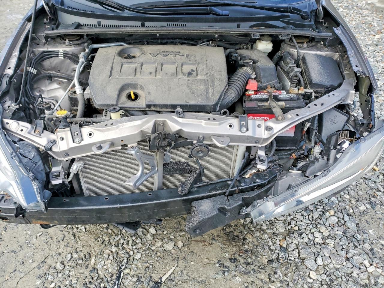 2015 TOYOTA COROLLA photo 11