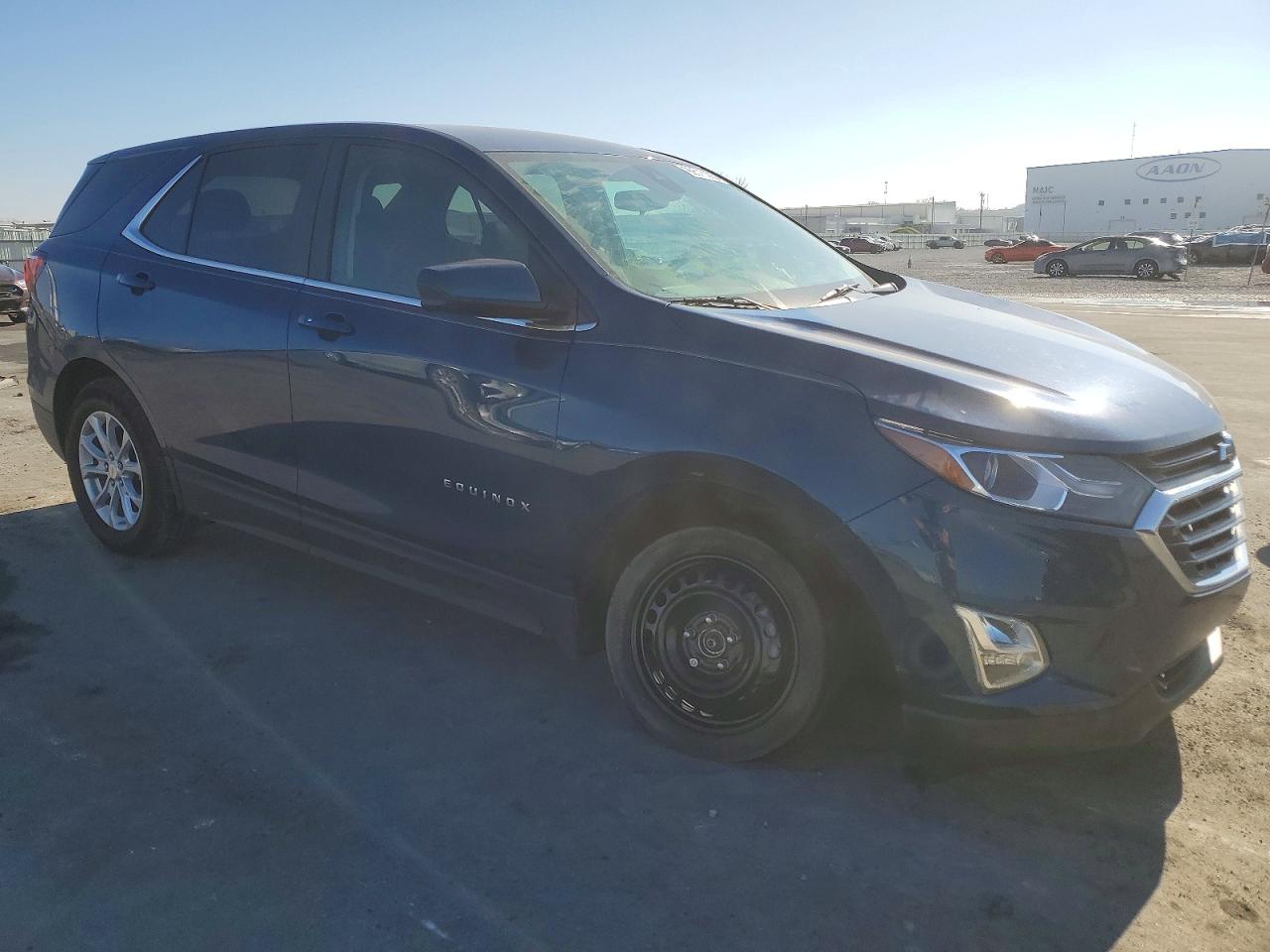 2021 CHEVROLET EQUINOX LT photo 4
