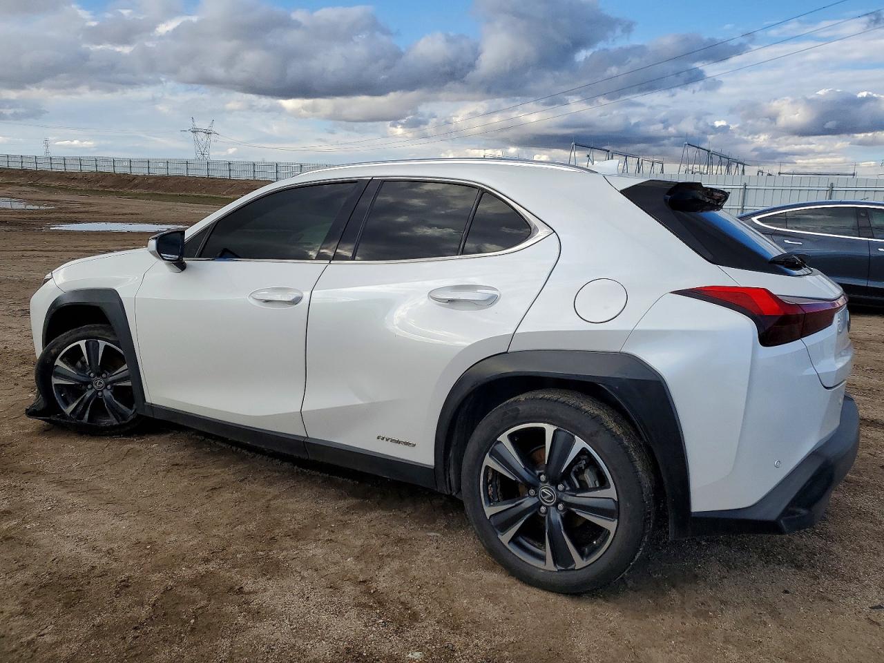 2022 LEXUS UX 250H BASE photo 2