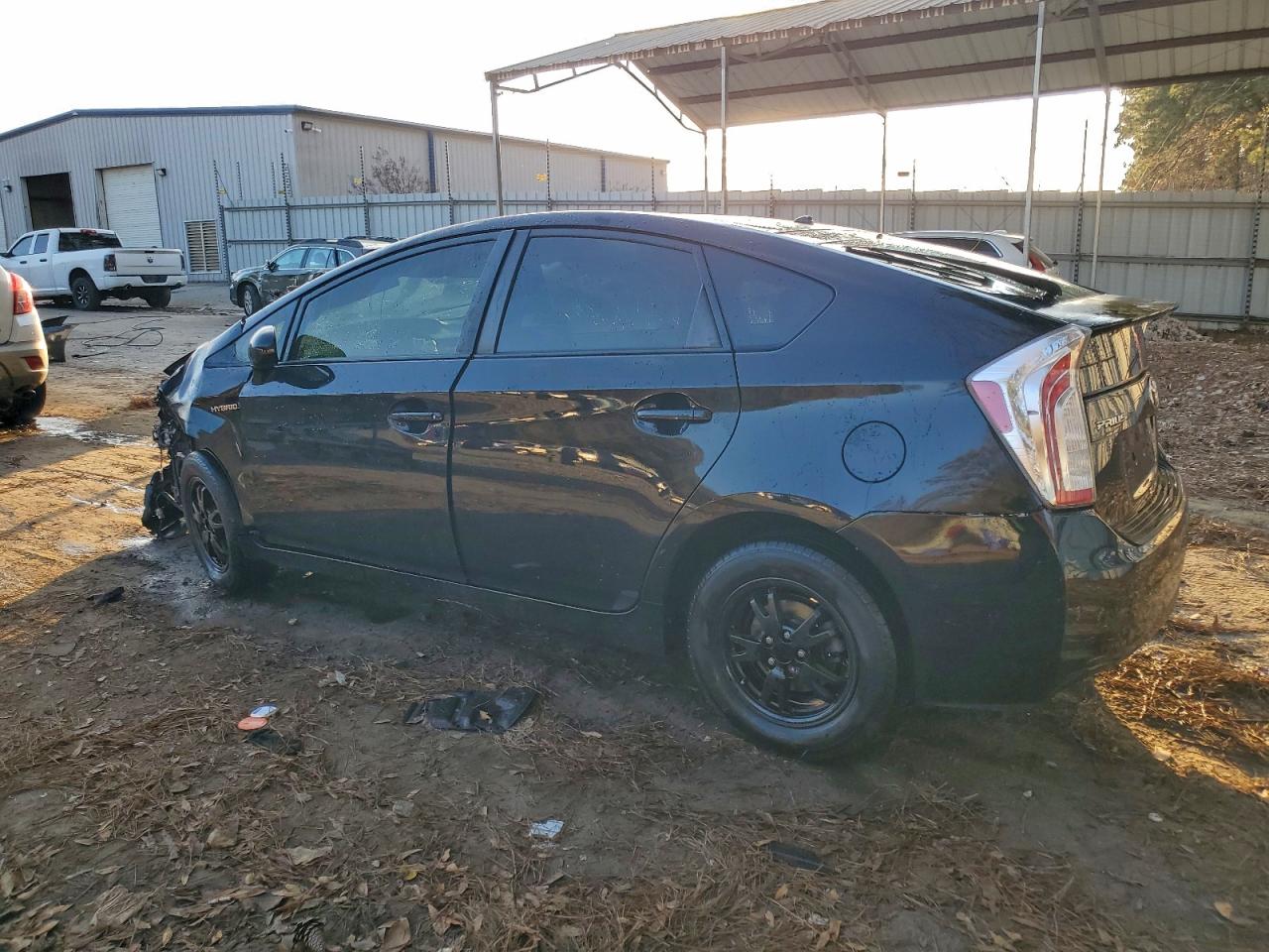2013 TOYOTA PRIUS photo 2