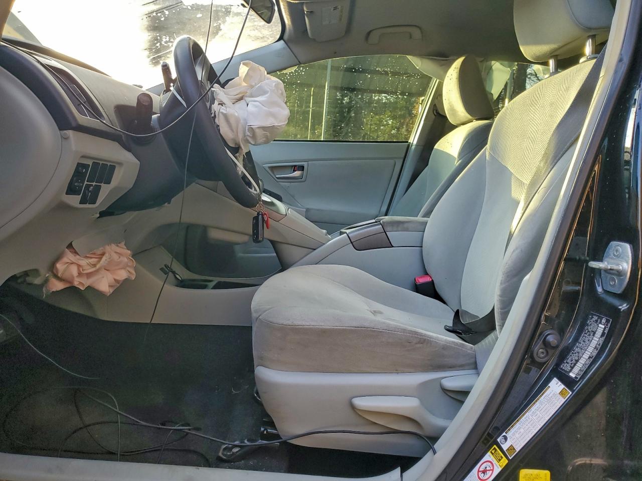 2013 TOYOTA PRIUS photo 7