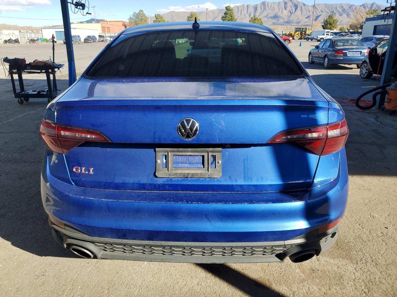 2024 VOLKSWAGEN JETTA GLI AUTOBAHN photo 6