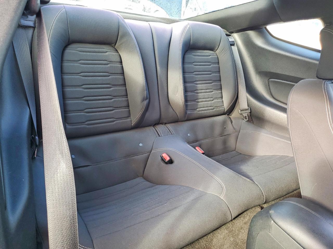 2015 FORD MUSTANG photo 10